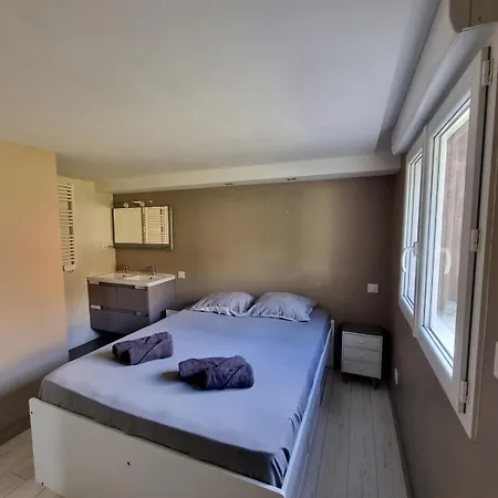 Loft T2 Parking Et Jardin Prive