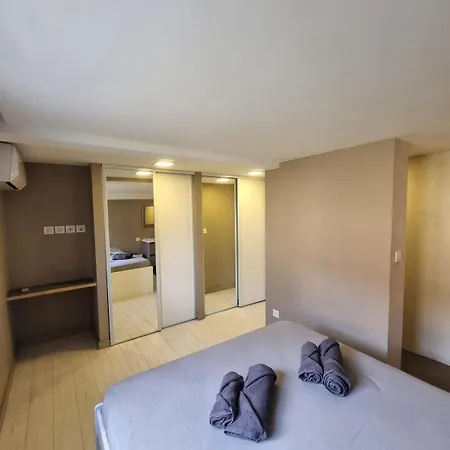 Loft T2 Parking Et Jardin Prive